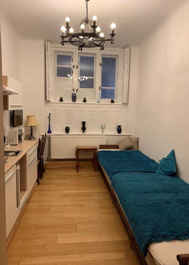 Bed and Breakfast Kalmar Panzio Budapest Exterior foto